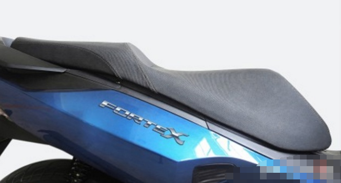 阿雷纳首款科幻风水冷踏板FORTE X150，售价12980元
