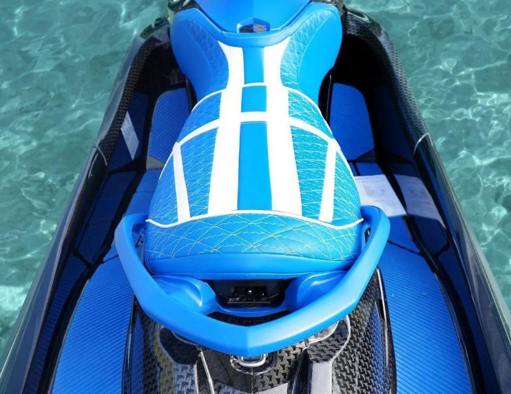 售价108万！MANSORY发布新款Blue Marlin​全碳摩托艇