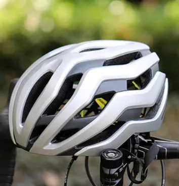 自行车头盔形状