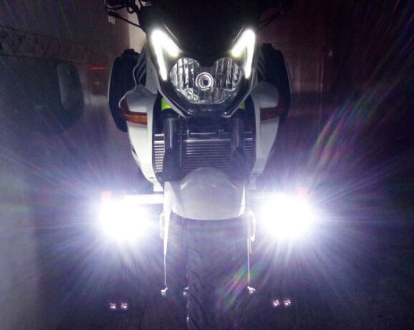 摩托车大灯亮度标准(摩托车大灯亮度标准值)