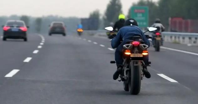江西不让摩托车上高速公路(江西高速公路可以骑摩托车吗)